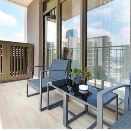 Waterfront Premium Apartment *